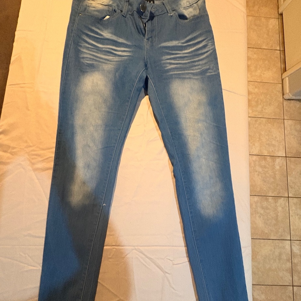 Skinny jeans